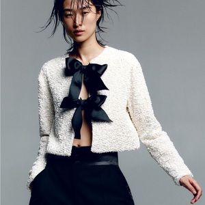 NWT Tie front sequined jacket